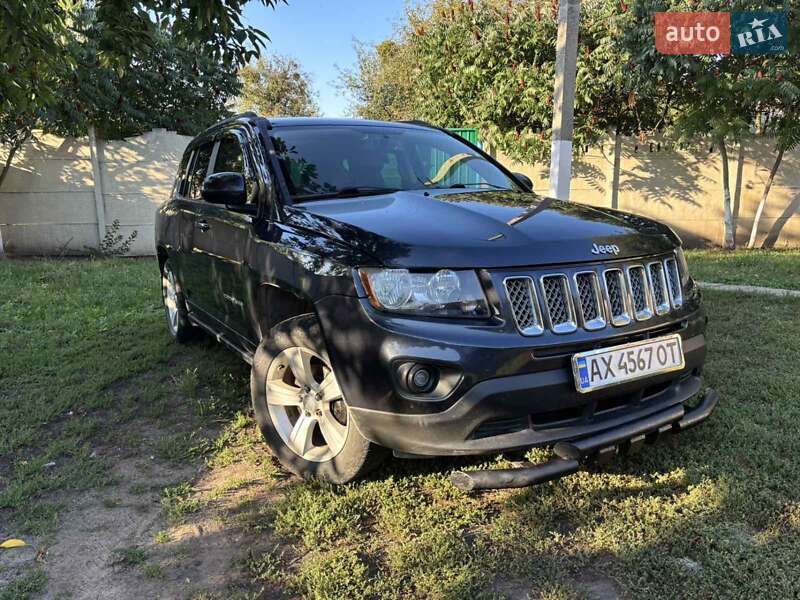 Внедорожник / Кроссовер Jeep Compass 2014 в Харькове