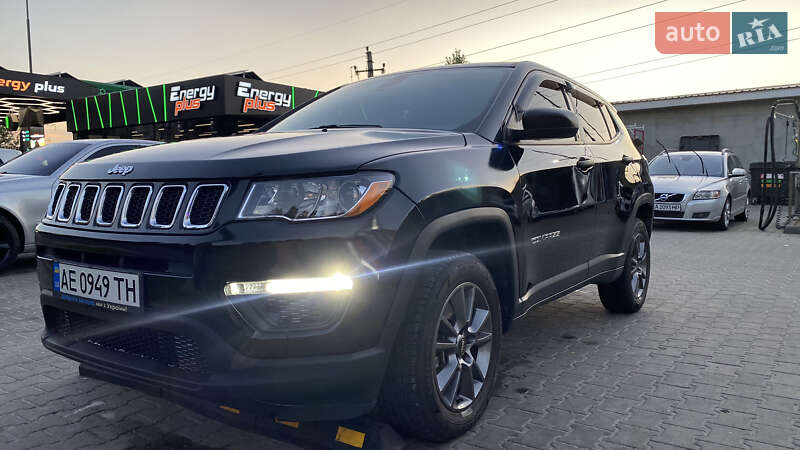 Внедорожник / Кроссовер Jeep Compass 2018 в Киеве фото 8 Внедорожник / Кроссовер Jeep Compass 2018 в Киеве