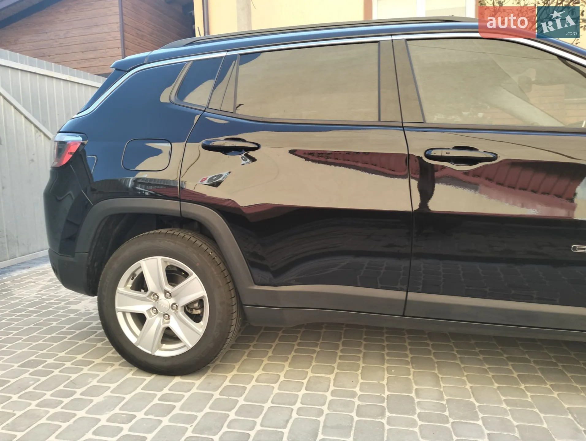 2021 Jeep Compass - мініатюра 3