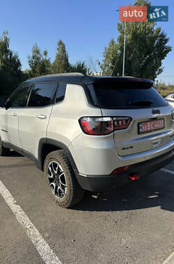 Внедорожник / Кроссовер Jeep Compass 2024 в 
