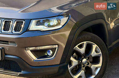 Внедорожник / Кроссовер Jeep Compass 2019 в 