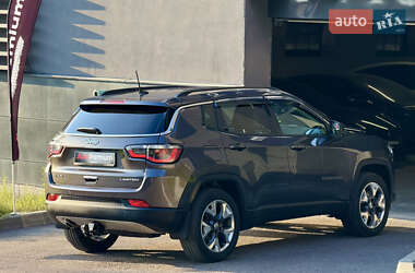 Внедорожник / Кроссовер Jeep Compass 2019 в 