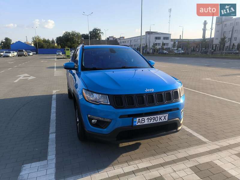 Внедорожник / Кроссовер Jeep Compass 2019 в 