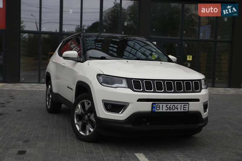 Внедорожник / Кроссовер Jeep Compass 2017 в 