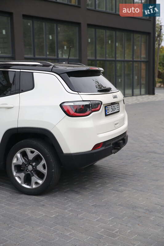 Внедорожник / Кроссовер Jeep Compass 2017 в Кременчуге