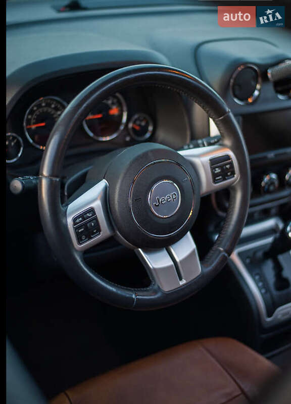 Позашляховик / Кросовер Jeep Compass 2013 в Черкасах фото 9 Позашляховик / Кросовер Jeep Compass 2013 в Черкасах