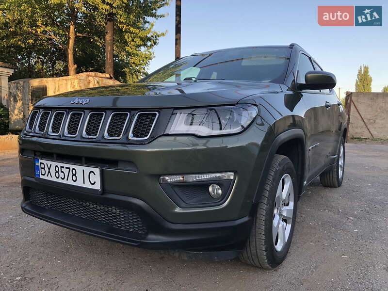 Внедорожник / Кроссовер Jeep Compass 2017 в Хмельницком
