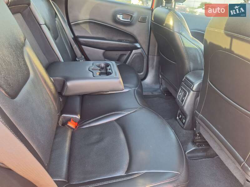 Внедорожник / Кроссовер Jeep Compass 2020 в Киеве