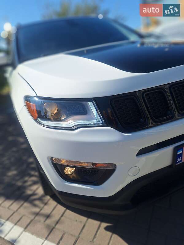 Внедорожник / Кроссовер Jeep Compass 2018 в Киеве