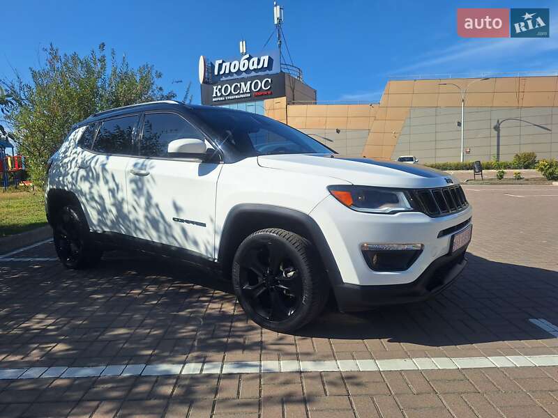 Внедорожник / Кроссовер Jeep Compass 2018 в Киеве