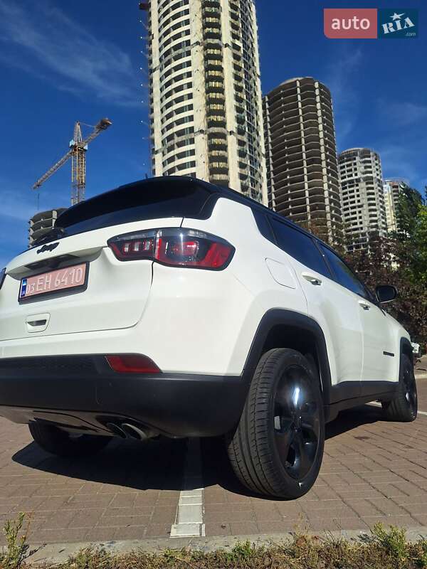 Внедорожник / Кроссовер Jeep Compass 2018 в Киеве