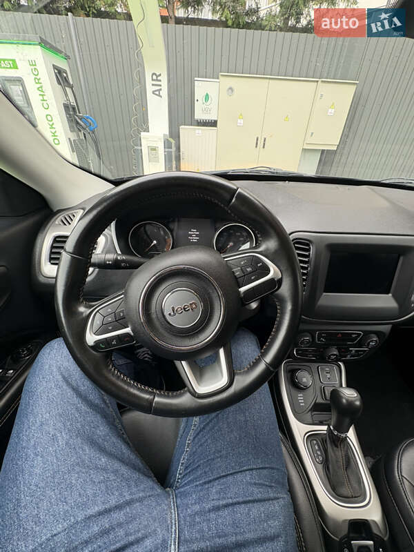 Внедорожник / Кроссовер Jeep Compass 2017 в Львове