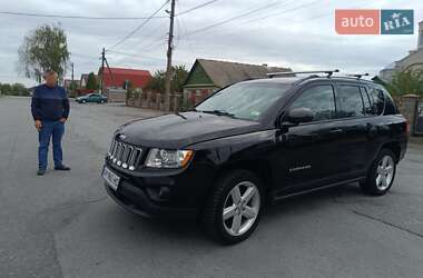 Внедорожник / Кроссовер Jeep Compass 2012 в 