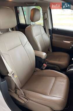 Внедорожник / Кроссовер Jeep Compass 2013 в 
