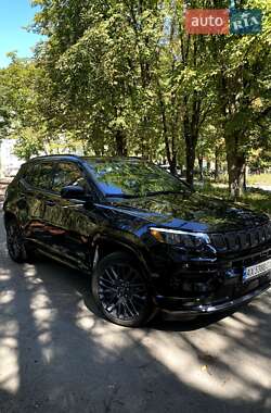 Внедорожник / Кроссовер Jeep Compass 2022 в 