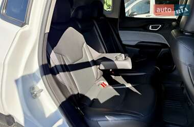 Внедорожник / Кроссовер Jeep Compass 2022 в 