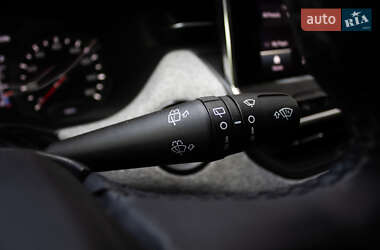 Внедорожник / Кроссовер Jeep Compass 2022 в 