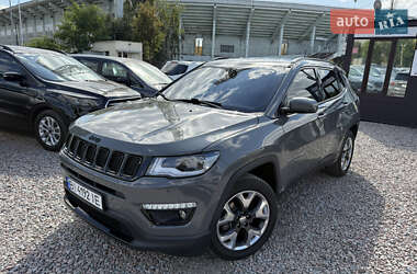 Внедорожник / Кроссовер Jeep Compass 2019 в 