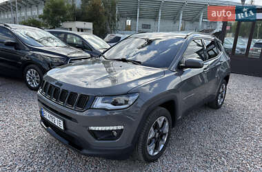 Внедорожник / Кроссовер Jeep Compass 2019 в 