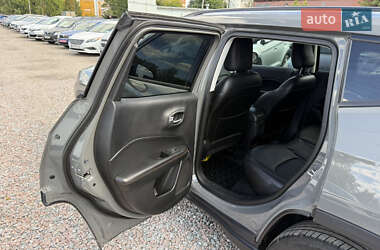 Внедорожник / Кроссовер Jeep Compass 2019 в 