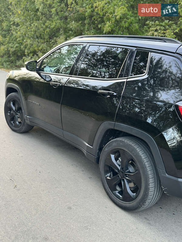 Внедорожник / Кроссовер Jeep Compass 2018 в Дубно