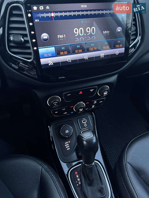 Внедорожник / Кроссовер Jeep Compass 2018 в Дубно