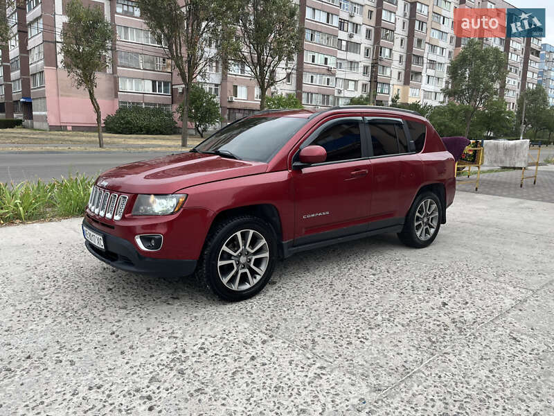 Внедорожник / Кроссовер Jeep Compass 2013 в Каменском