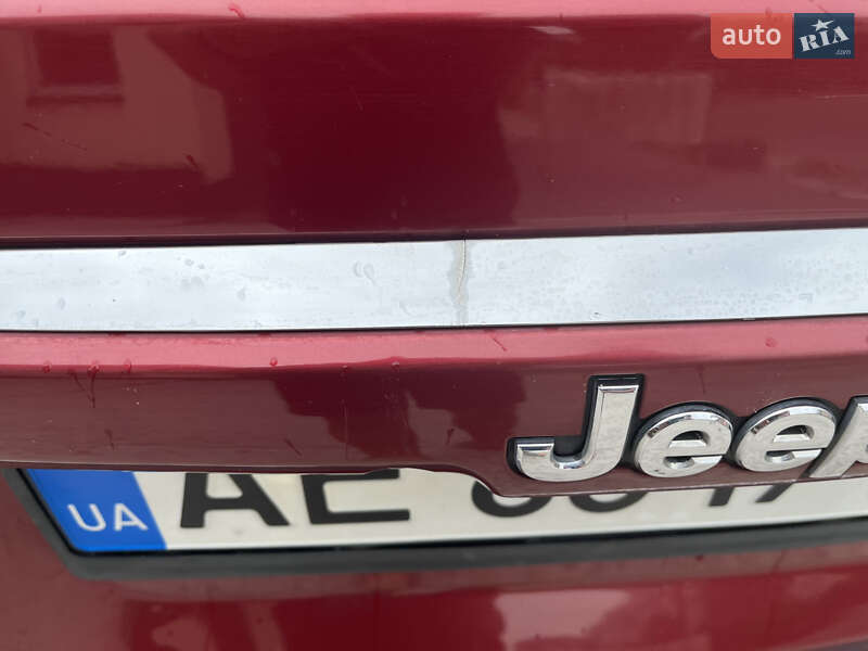 Внедорожник / Кроссовер Jeep Compass 2013 в Каменском