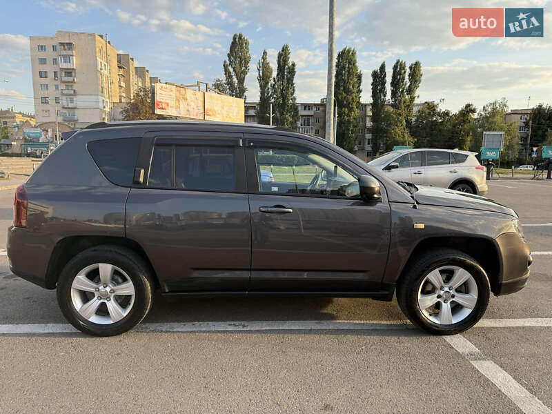 Внедорожник / Кроссовер Jeep Compass 2015 в Харькове