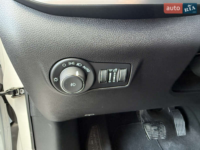 Внедорожник / Кроссовер Jeep Compass 2024 в Полтаве фото 39 Внедорожник / Кроссовер Jeep Compass 2024 в Полтаве