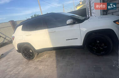 Внедорожник / Кроссовер Jeep Compass 2019 в 