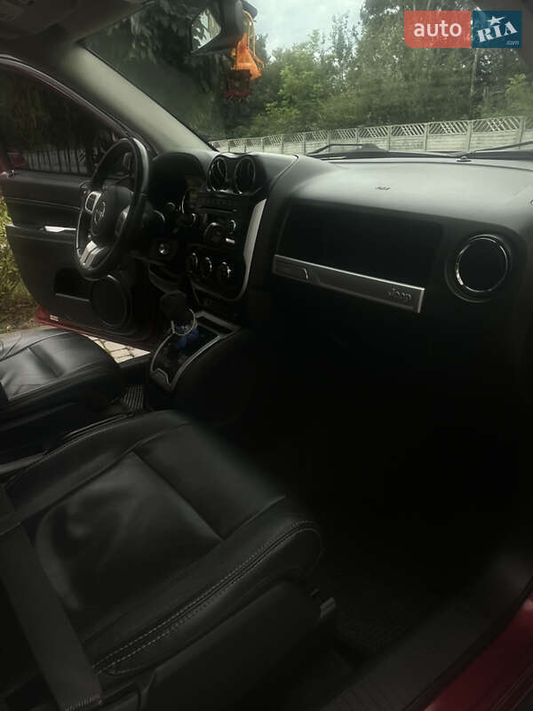 Внедорожник / Кроссовер Jeep Compass 2016 в Ивано-Франковске