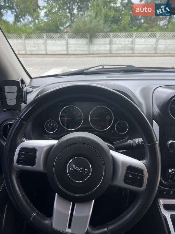 Внедорожник / Кроссовер Jeep Compass 2016 в Ивано-Франковске