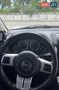 Внедорожник / Кроссовер Jeep Compass 2016 в 