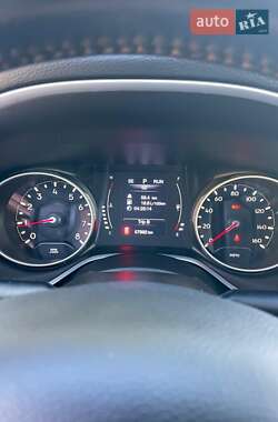 Внедорожник / Кроссовер Jeep Compass 2019 в 