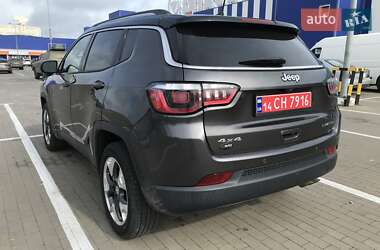 Внедорожник / Кроссовер Jeep Compass 2018 в 