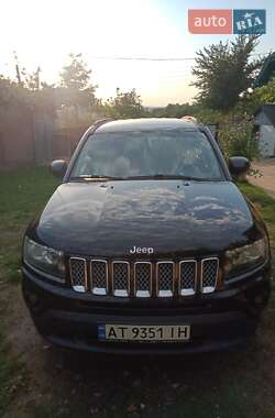 Внедорожник / Кроссовер Jeep Compass 2013 в 