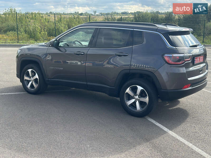 Позашляховик / Кросовер Jeep Compass 2017 в Рівному