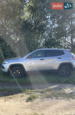 Внедорожник / Кроссовер Jeep Compass 2022 в 