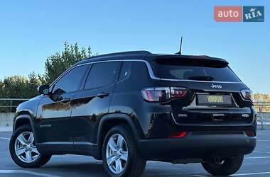 Внедорожник / Кроссовер Jeep Compass 2022 в 