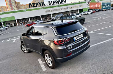 Внедорожник / Кроссовер Jeep Compass 2023 в 