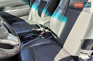 Внедорожник / Кроссовер Jeep Compass 2015 в 