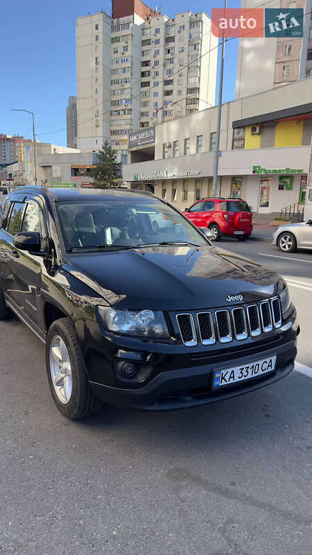 Внедорожник / Кроссовер Jeep Compass 2016 в 