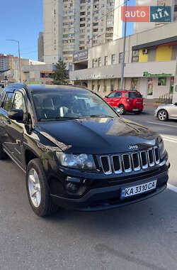 Внедорожник / Кроссовер Jeep Compass 2016 в 
