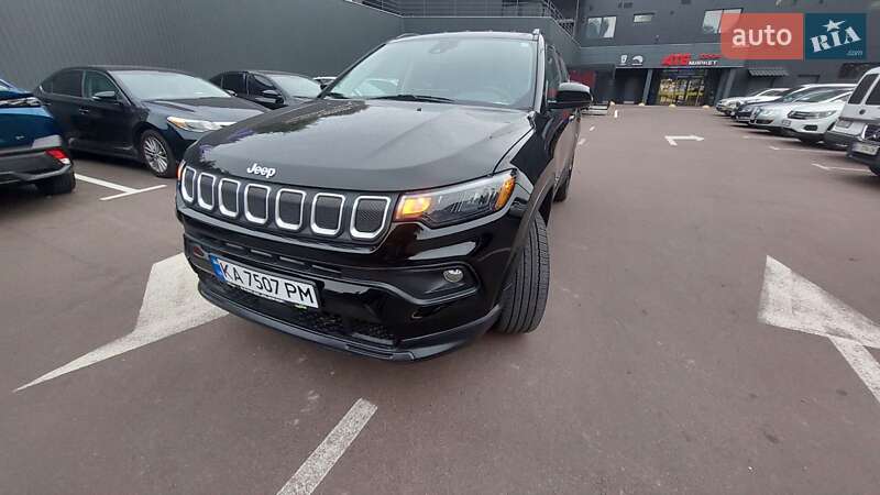 Внедорожник / Кроссовер Jeep Compass 2021 в 
