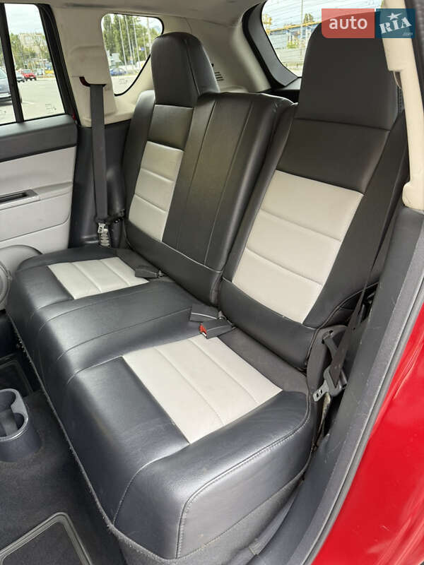 Внедорожник / Кроссовер Jeep Compass 2007 в Киеве