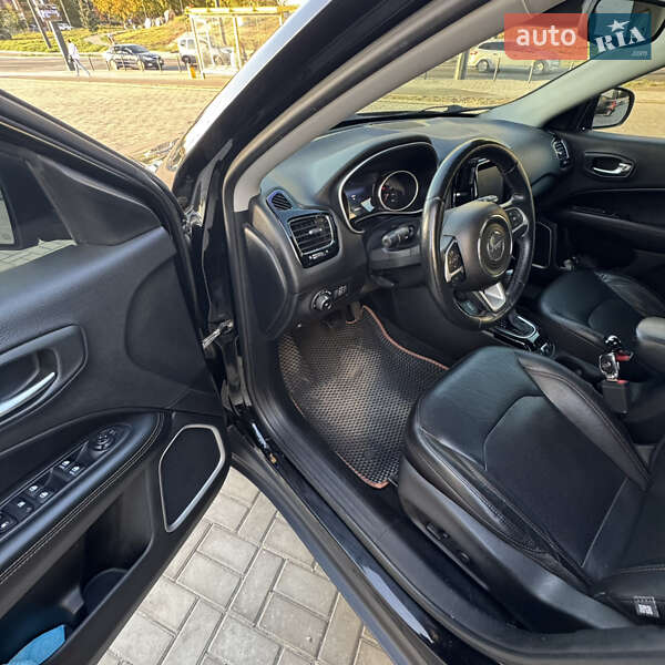 Внедорожник / Кроссовер Jeep Compass 2018 в Днепре