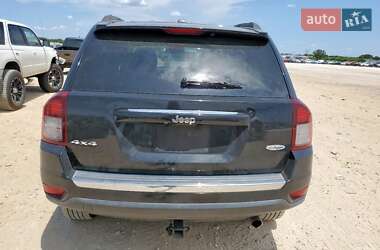 Внедорожник / Кроссовер Jeep Compass 2016 в 