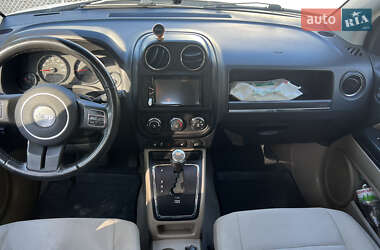 Позашляховик / Кросовер Jeep Compass 2011 в 