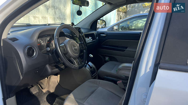 Внедорожник / Кроссовер Jeep Compass 2011 в Киеве